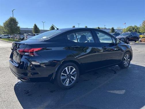 2024 Nissan Versa 1.6 S