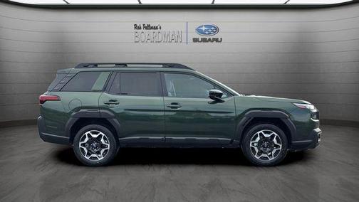 Deep Emerald Green Pearl 2026 Subaru Outback Touring