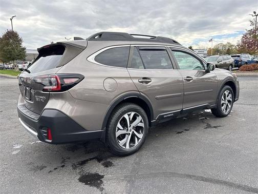 2022 Subaru Outback Limited XT