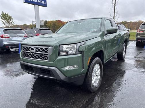 2024 Nissan Frontier SV