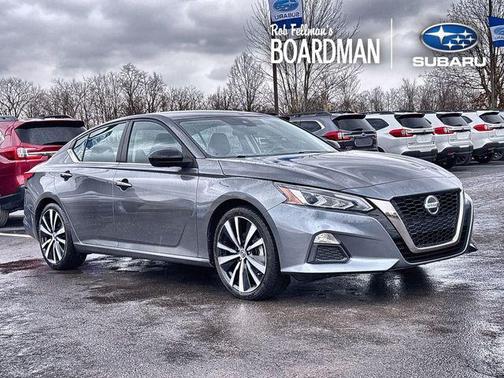 2022 Nissan Altima SR FWD