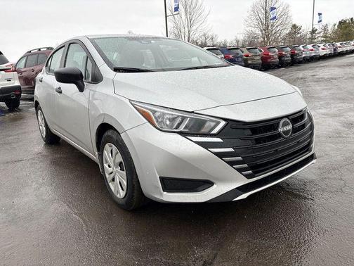 2023 Nissan Versa 1.6 S