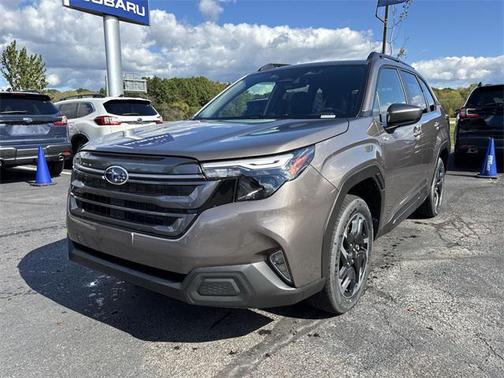 2025 Subaru Forester Hybrid Premium