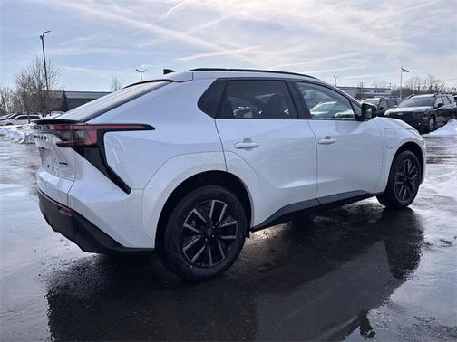 2026 Subaru Solterra Premium