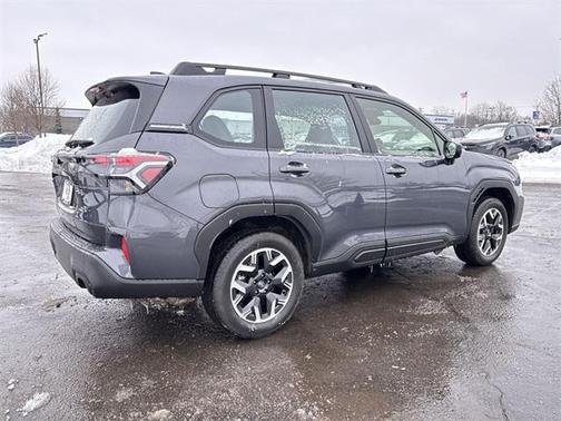 2025 Subaru Forester Base