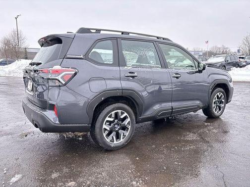 2025 Subaru Forester Base