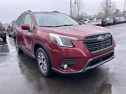 2023 Subaru Forester Premium