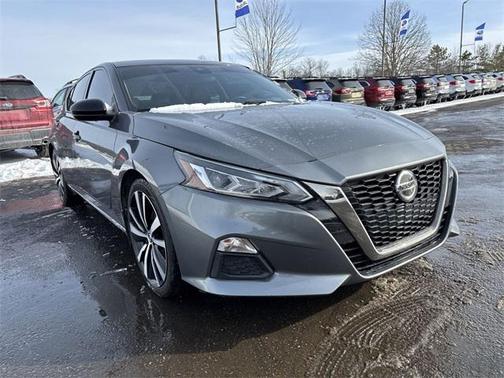 2021 Nissan Altima SR FWD