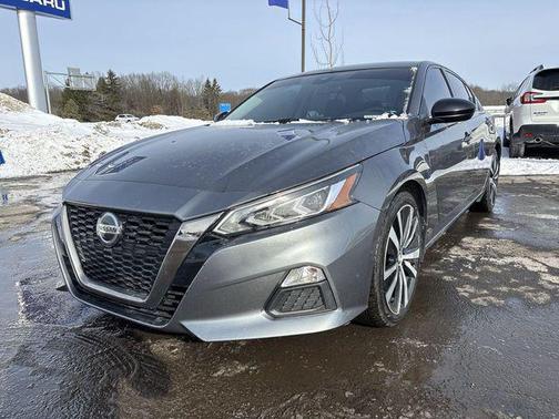 2021 Nissan Altima SR FWD