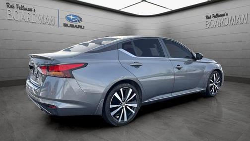 2021 Nissan Altima SR FWD