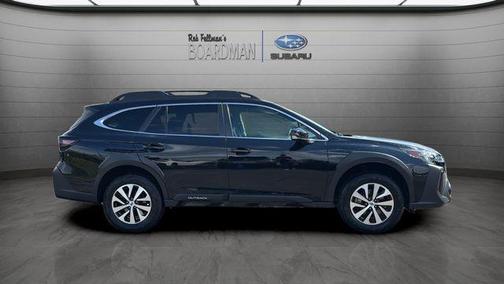 Crystal Black Silica 2023 Subaru Outback Premium