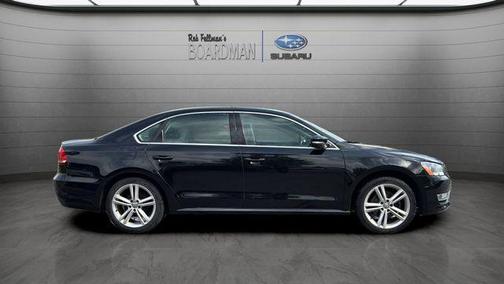 Black Uni 2015 Volkswagen Passat 1.8T Limited Edition