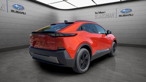 Habanero Orange Metallic 2026 Subaru Uncharted Sport