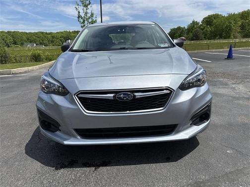 2019 Subaru Impreza 2.0i