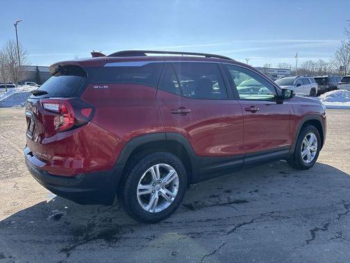 2022 GMC Terrain SLE