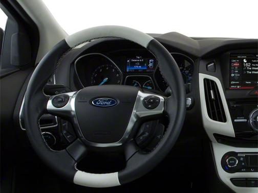 STERLING GRAY METALLIC 2013 Ford Focus SE
