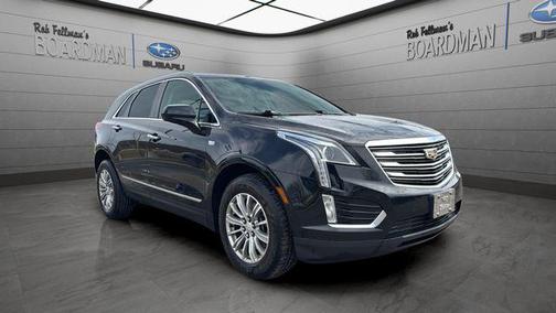 Stellar Black Metallic 2018 Cadillac XT5 Luxury