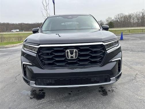 2023 Honda Pilot AWD EX-L 7 Passenger