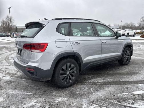 2022 Volkswagen Taos 1.5T S