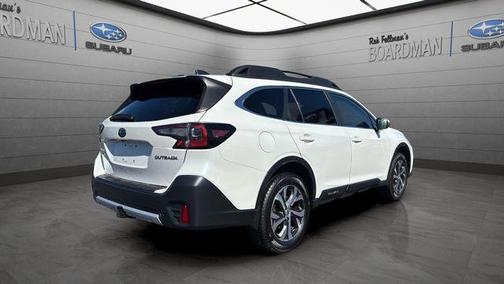 Crystal White Pearl 2022 Subaru Outback Limited