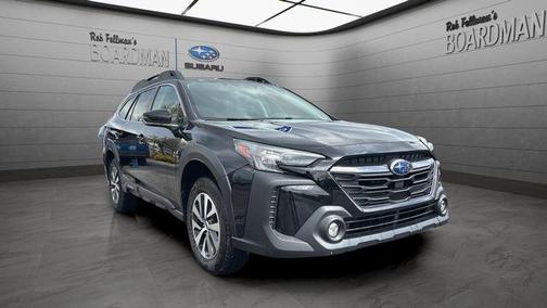 Crystal Black Silica 2023 Subaru Outback Premium