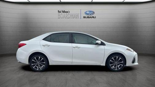Blizzard Pearl 2017 Toyota Corolla XSE