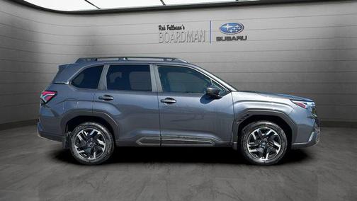 Magnetite Gray Metallic 2025 Subaru Forester Limited