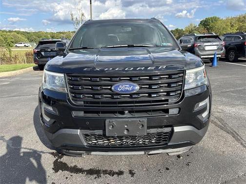 2017 Ford Explorer sport