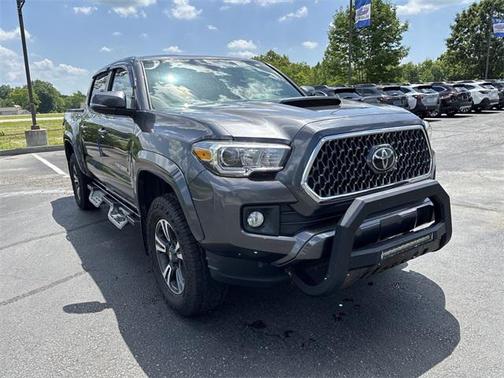 2018 Toyota Tacoma TRD Sport