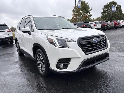2022 Subaru Forester Premium