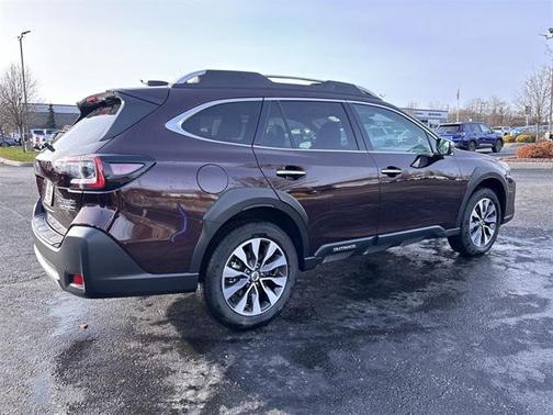 2025 Subaru Outback Touring XT