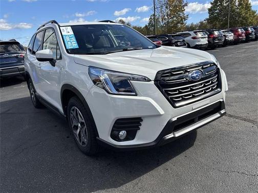 2023 Subaru Forester Premium