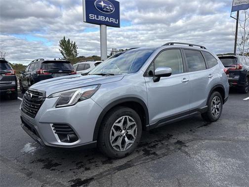 2023 Subaru Forester Premium