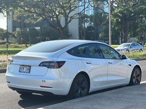2023 Tesla Model 3 Standard Range