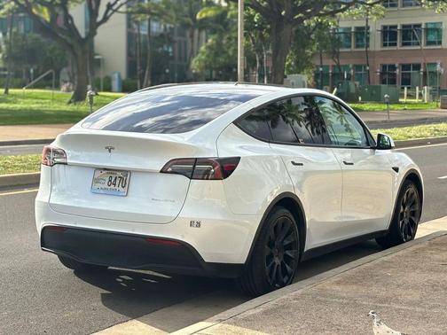 2021 Tesla Model Y Long Range Dual Motor All-Wheel Drive