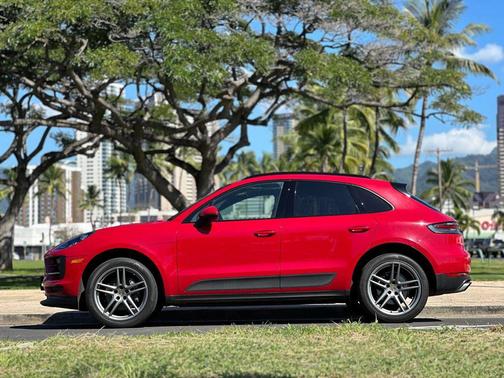 2019 Porsche Macan Base