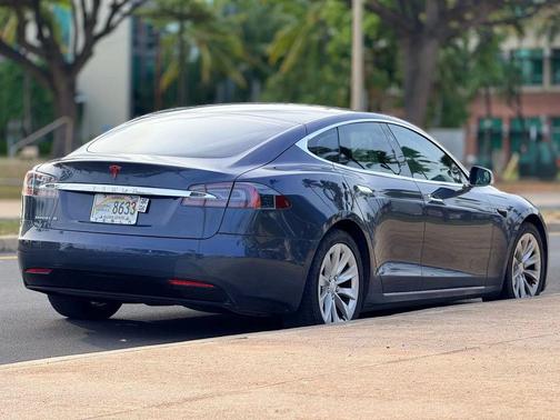 2017 Tesla Model S 60