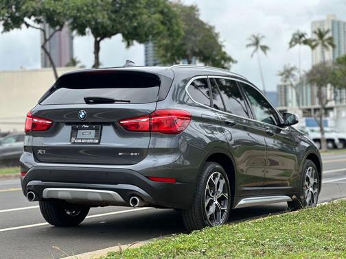 2021 BMW X1 sDrive28i