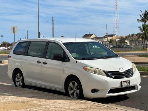 2013 Toyota Sienna SE