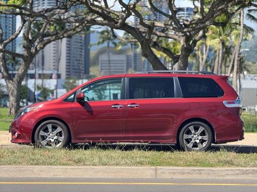 2013 Toyota Sienna SE