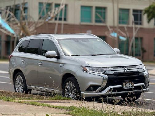 2022 Mitsubishi Outlander PHEV GT