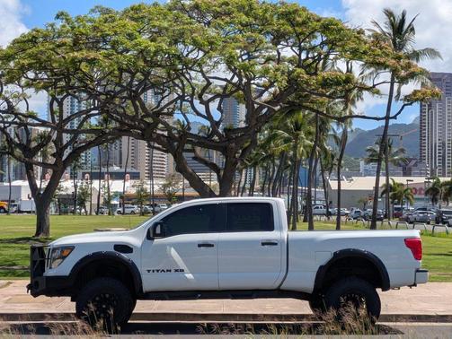Pearl White 2019 Nissan Titan XD SV