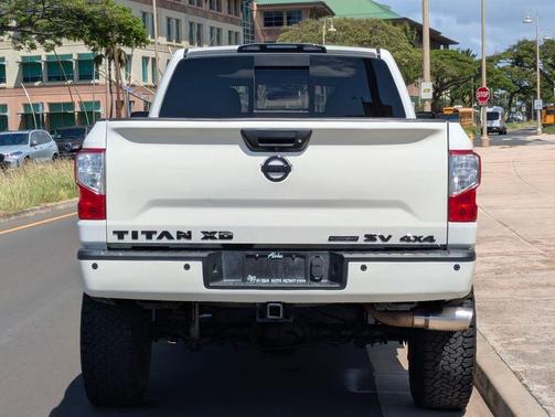 Pearl White 2019 Nissan Titan XD SV