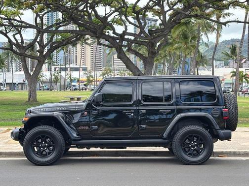 Black Clearcoat 2020 Jeep Wrangler Unlimited Rubicon