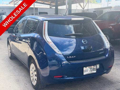 Deep Blue Pearl 2016 Nissan Leaf S