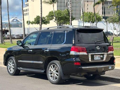 2013 Lexus LX 570 Base