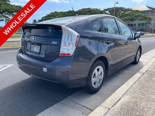 Winter Gray Metallic 2011 Toyota Prius One