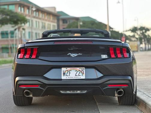 2024 Ford Mustang EcoBoost Premium