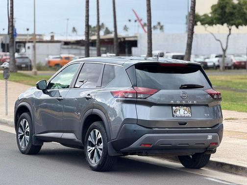 Gun Metallic 2022 Nissan Rogue SV
