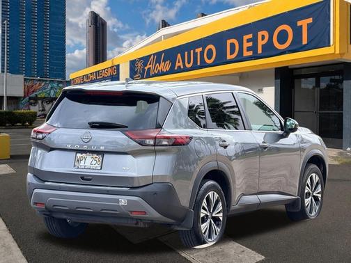 Gun Metallic 2022 Nissan Rogue SV